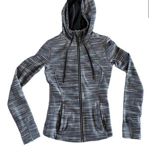 LuluLemon define jacket nulu size 4